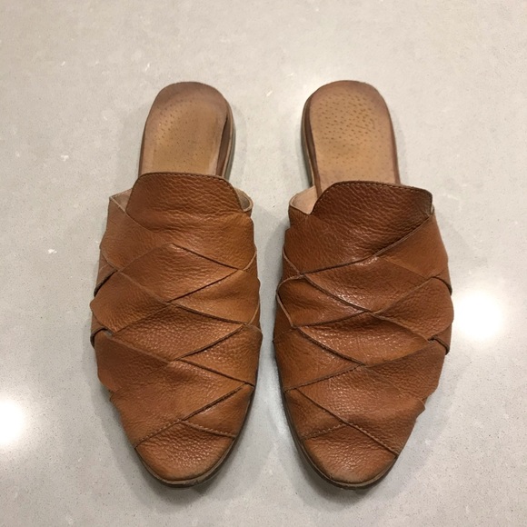 seychelles survival mule tan